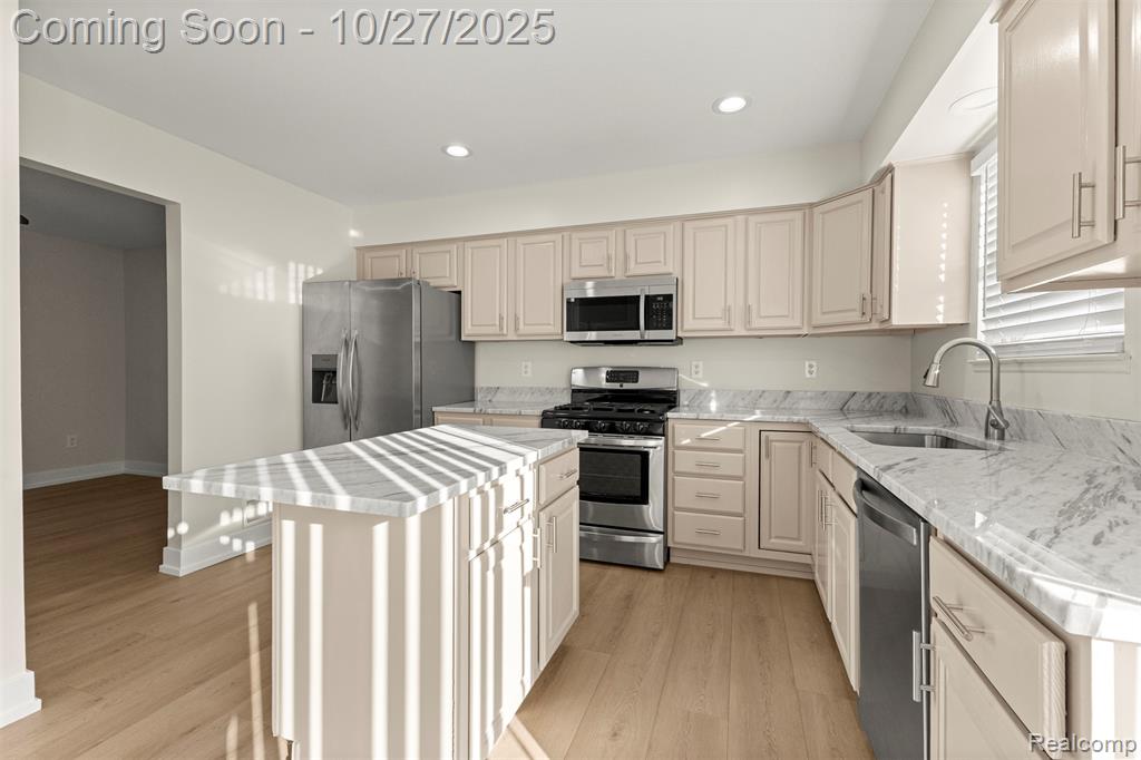 4209 Monroe Street, Dearborn Heights, MI 48125 — Photo 14