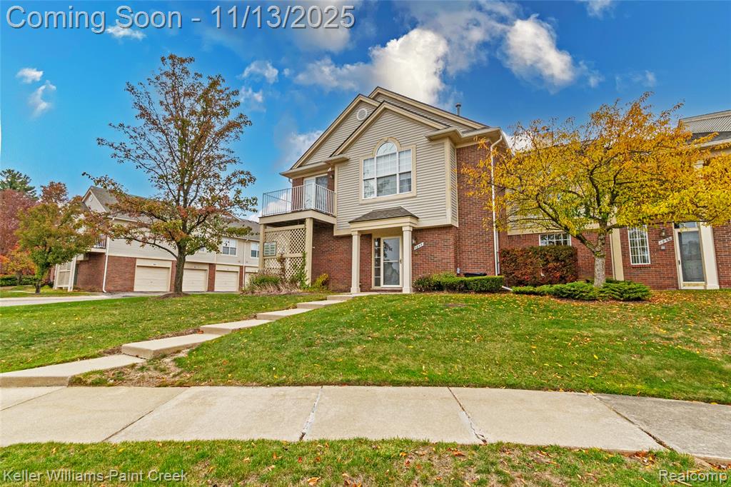 1848 Flagstone Circle, Rochester, MI 48307 — Photo 2