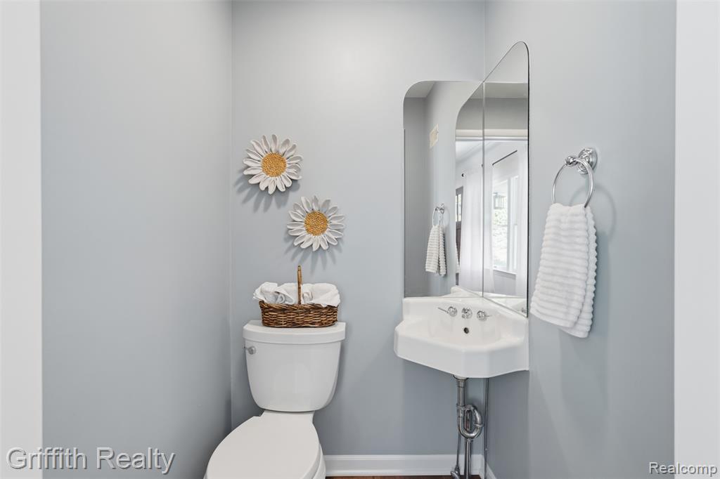5730 Cowell Road, Brighton, MI 48116 — Photo 18