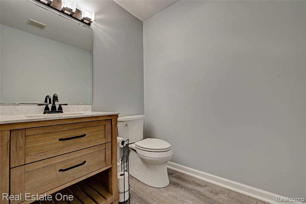 742 Marion Drive, Holly, MI 48442 — Photo 8