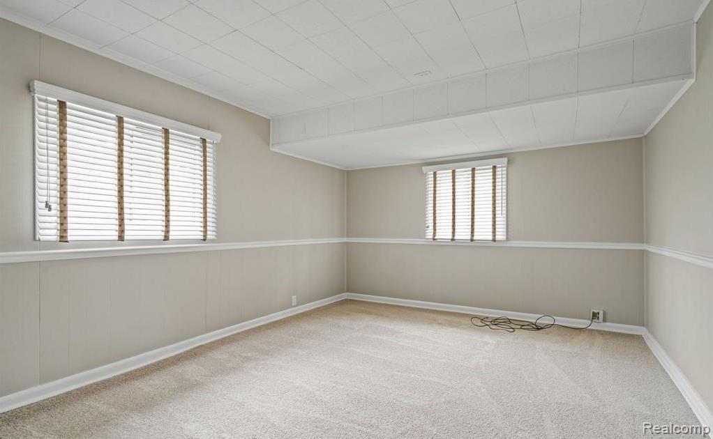 6368 Hermana Road, West Bloomfield, MI 48324 — Photo 14