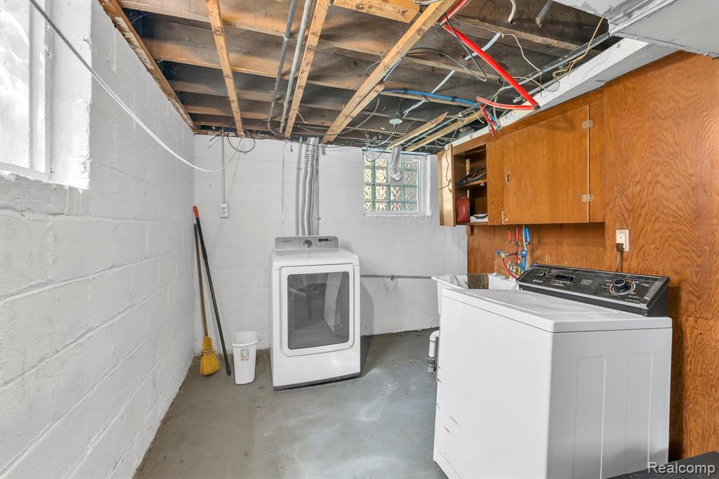 16147 Snowden Street, Detroit, MI 48235 — Photo 28