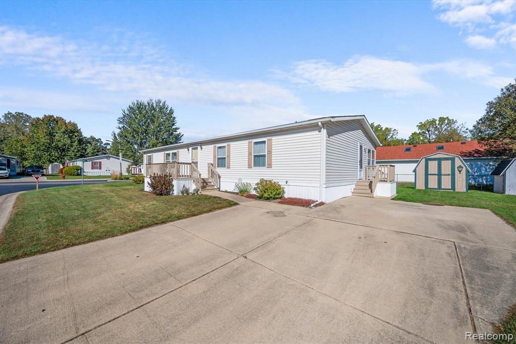 473 Fife, Temperance, MI 48182 — Photo 36