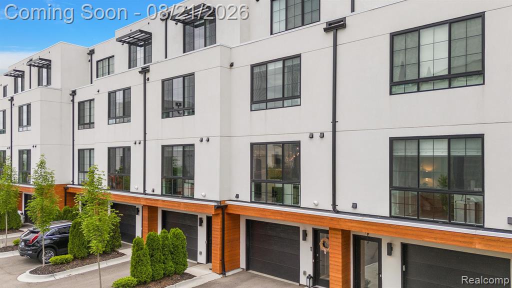 533 E Harrison Avenue, 9, Royal Oak, MI 48067