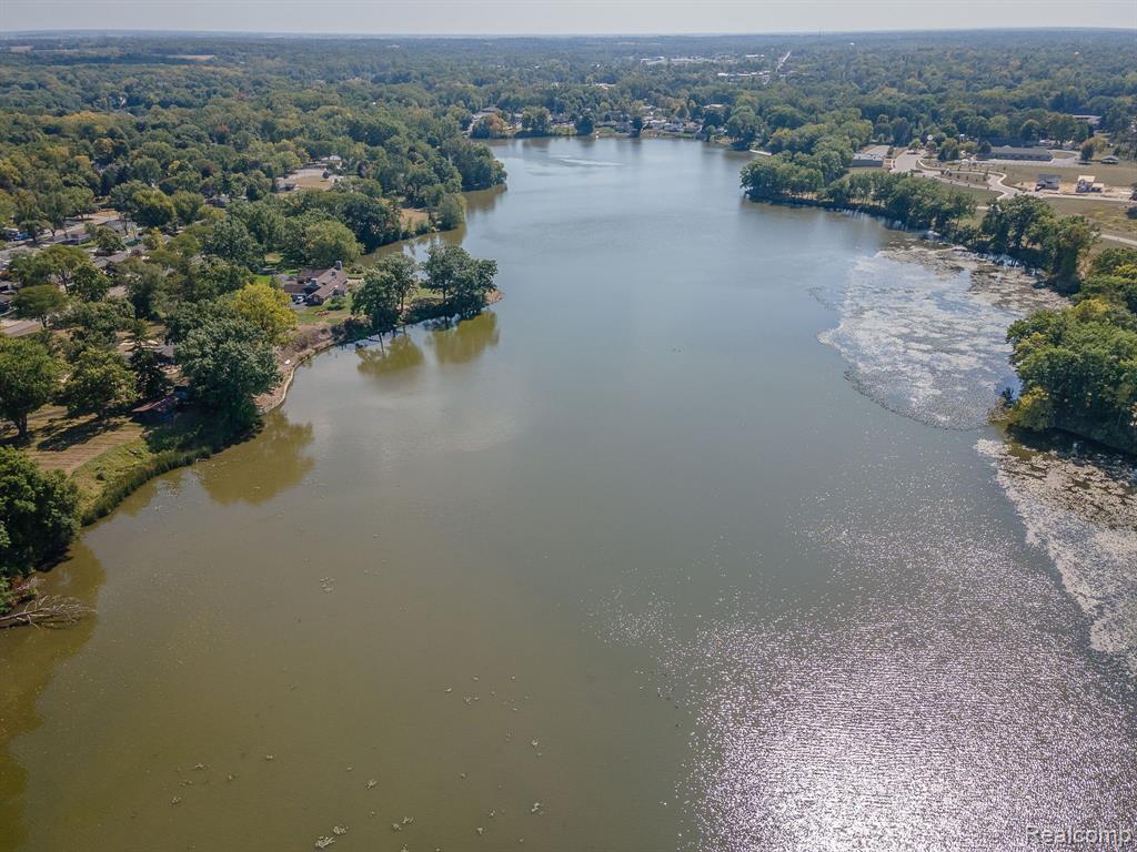 915 RED MILL Drive, Tecumseh, MI 49286 — Photo 62
