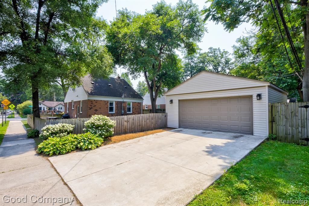 921 N Alexander Avenue, Royal Oak, MI 48067 — Photo 48