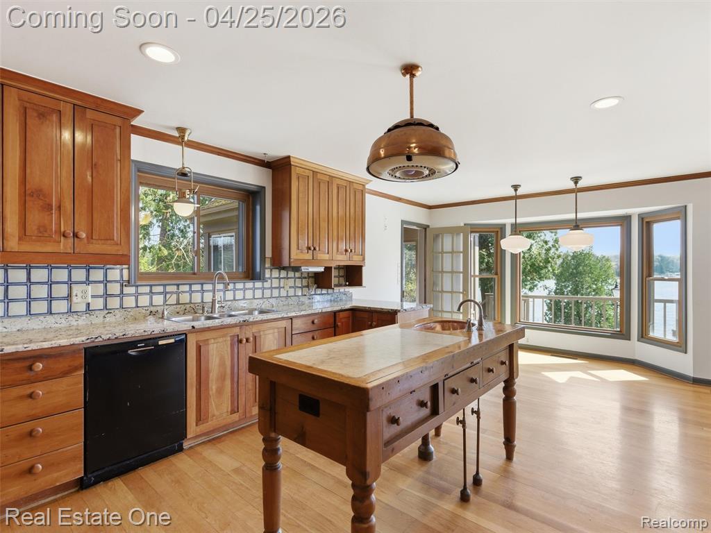 9990 Sashabaw Road, Clarkston, MI 48348 — Photo 40