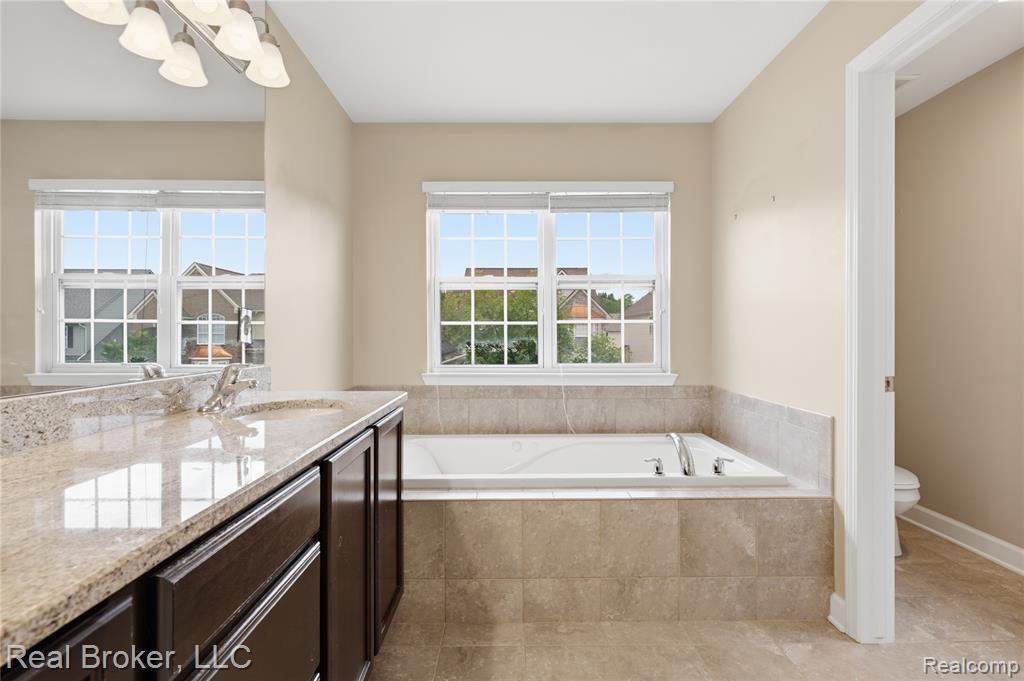 26978 Maxwell Court, Novi, MI — Photo 20