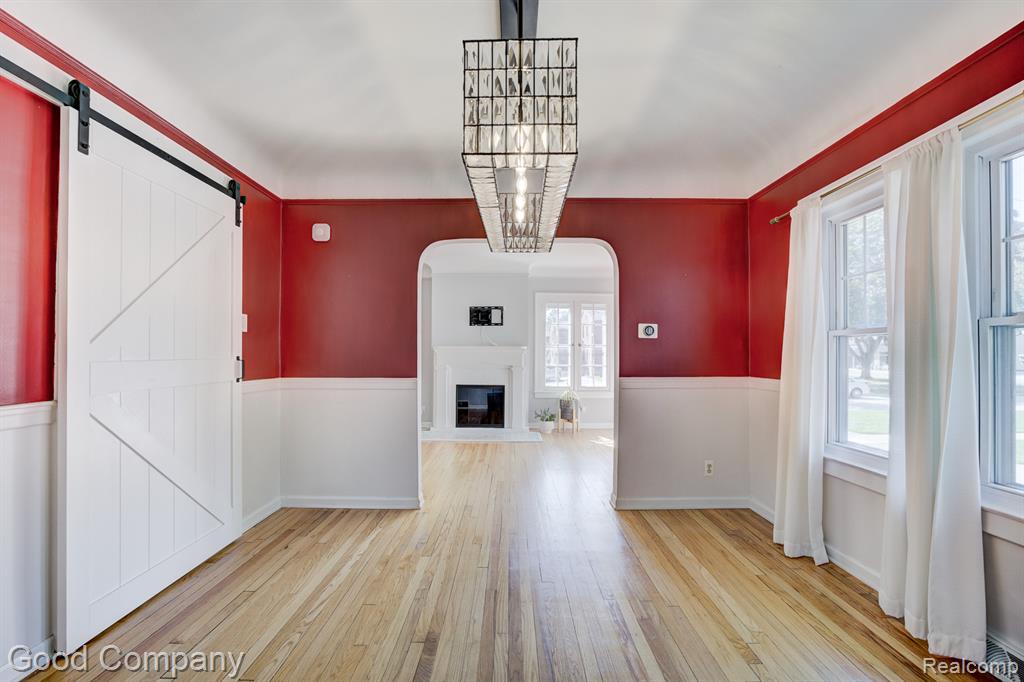 934 Lockwood Road, Royal Oak, MI 48067 — Photo 16