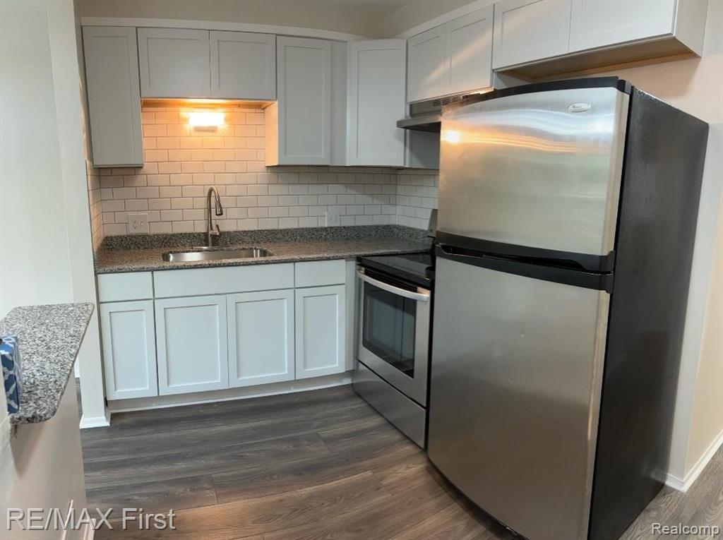 29264 HOOVER Road, 264, Warren, MI 48093 — Photo 6