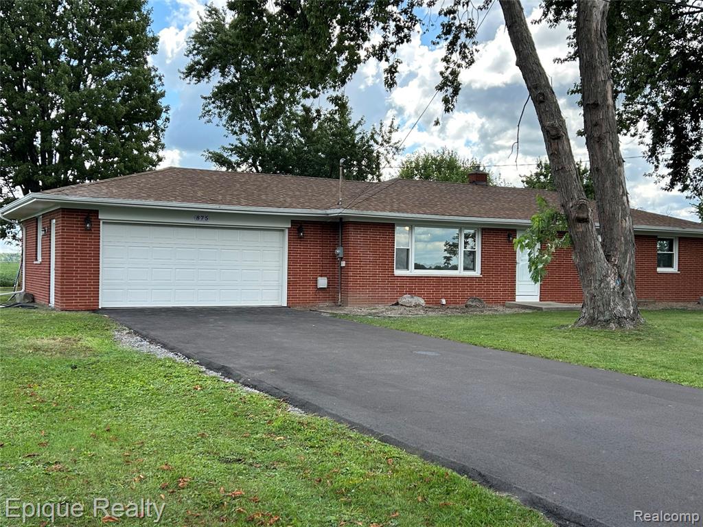 875 S Airport Road, Saginaw, MI 48601 — Photo 3