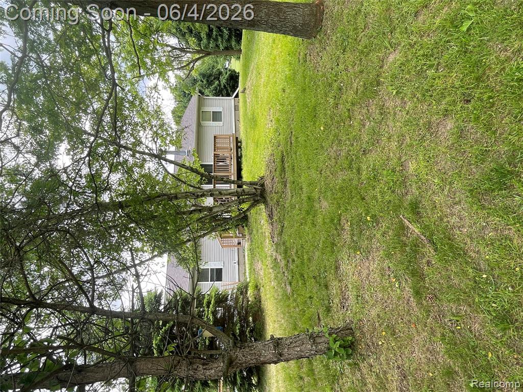 48261 Roy Court, Belleville, MI 48111