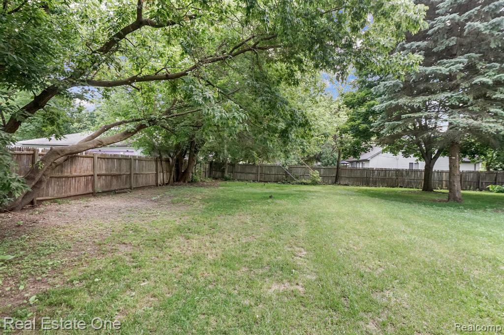 6770 John R Road, Troy, MI 48085 — Photo 20
