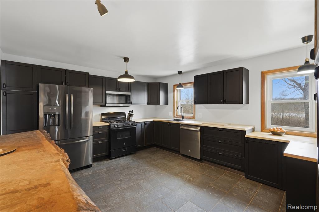 2929 Acorn Lane, Howell, MI 48843 — Photo 11