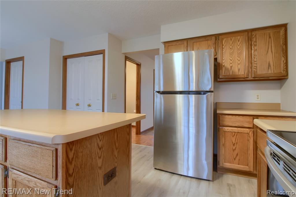 7252 STEEPLECHASE Drive, Saline, MI 48176 — Photo 14