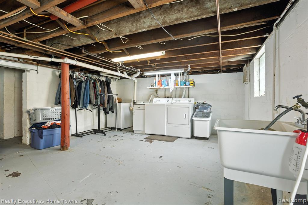 2037 Saint Clair River Drive, Algonac, MI 48001 — Photo 24