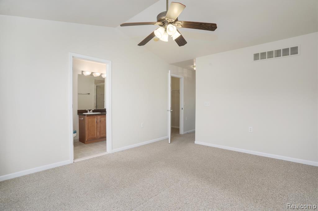 29340 DOUGLAS Drive, 132, Novi, MI 48377 — Photo 20