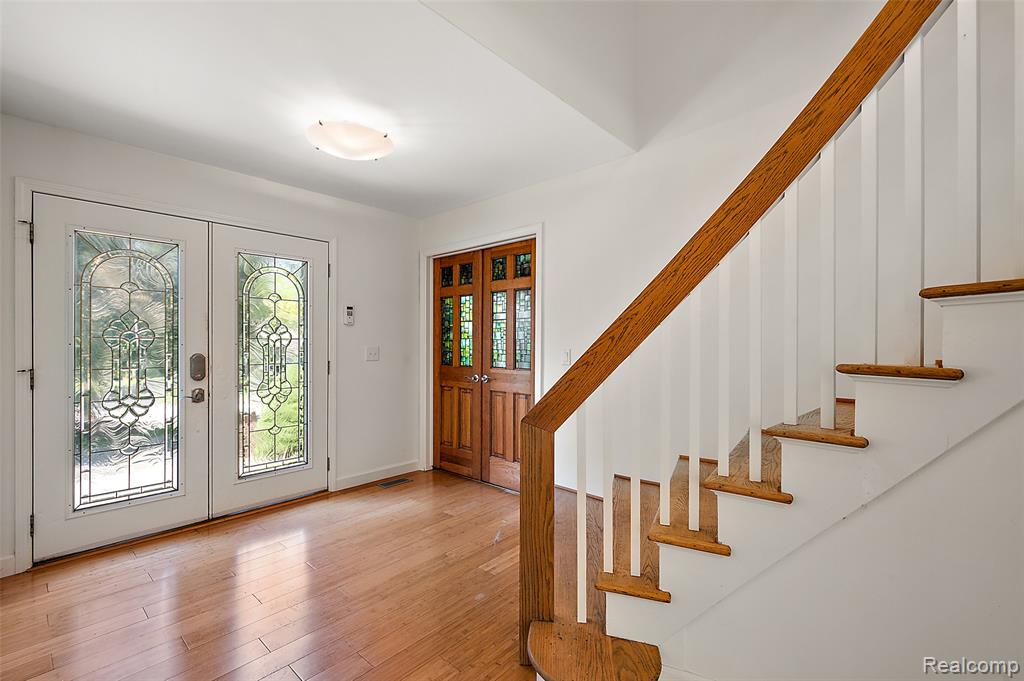 5353 W Bloomfield Lake Road, West Bloomfield, MI 48323 — Photo 5