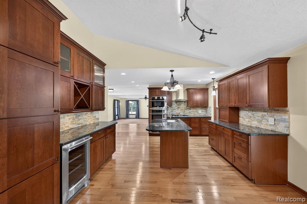 9353 Hill Road, Swartz Creek, MI 48473 — Photo 24