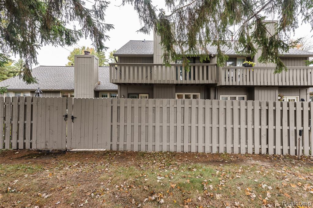 44877 Erin Drive, Plymouth, MI 48170 — Photo 35