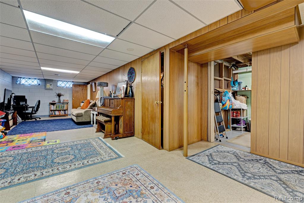 6437 Oriole Drive, Flint, MI 48506 — Photo 31