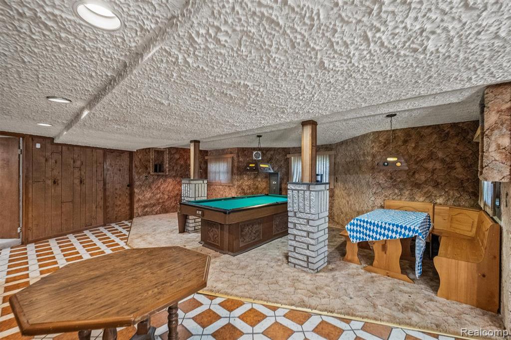 4041 TWIN LAKES Court, Shelby Twp, MI 48316 — Photo 36