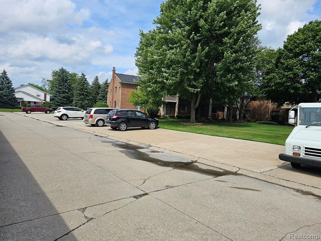 42184 TODDMARK Lane, Clinton Twp, MI 48038 — Photo 4