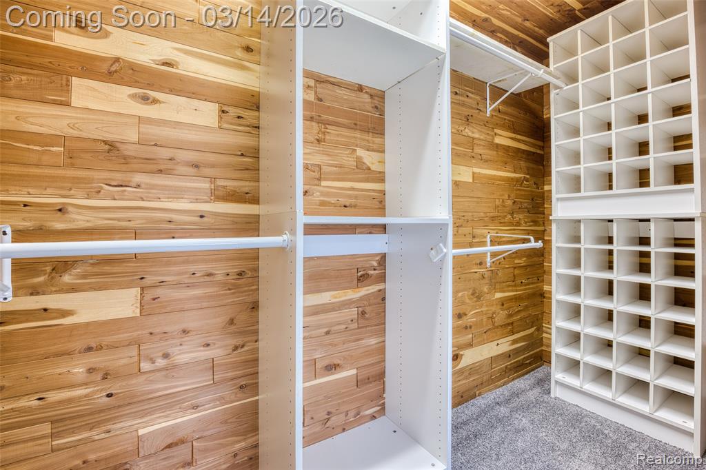 19580 Parke Lane, Grosse Ile, MI 48138 — Photo 33