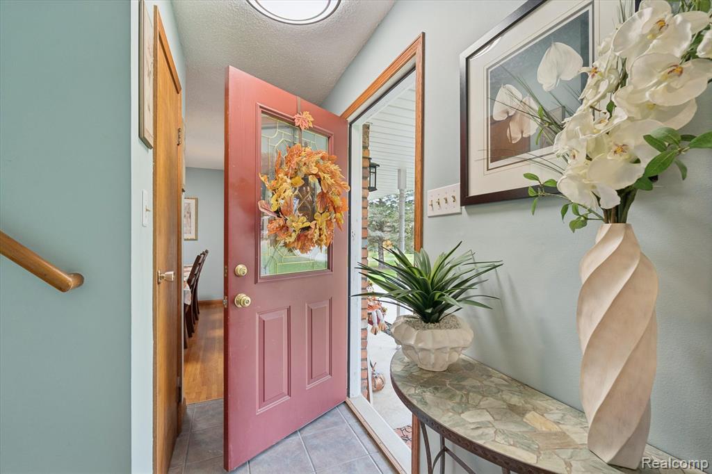 7233 W Lange Road, Fowlerville, MI 48836 — Photo 4
