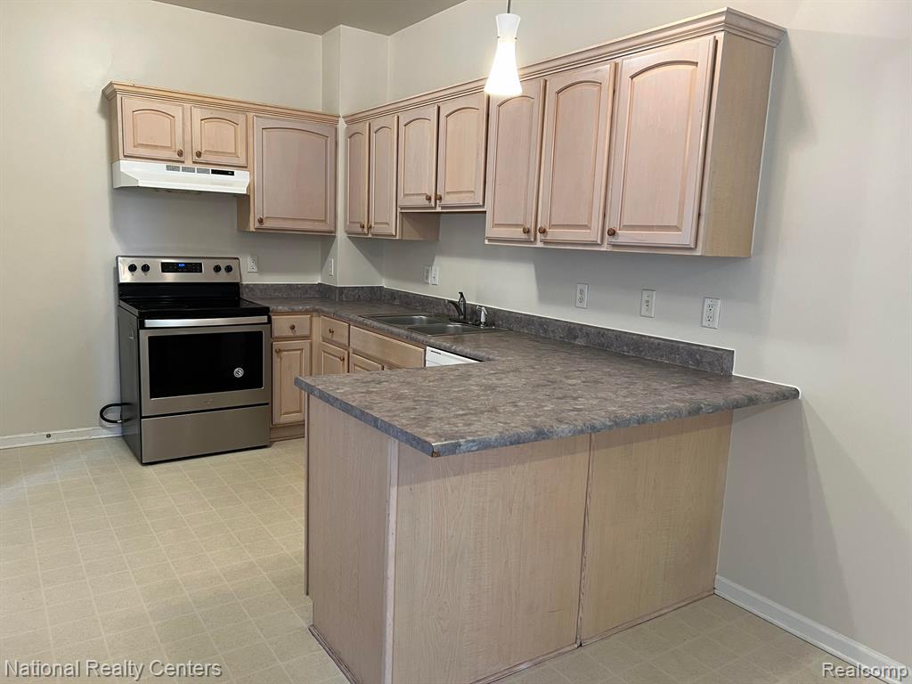 41867 MITCHELL Road, Novi, MI — Photo 13