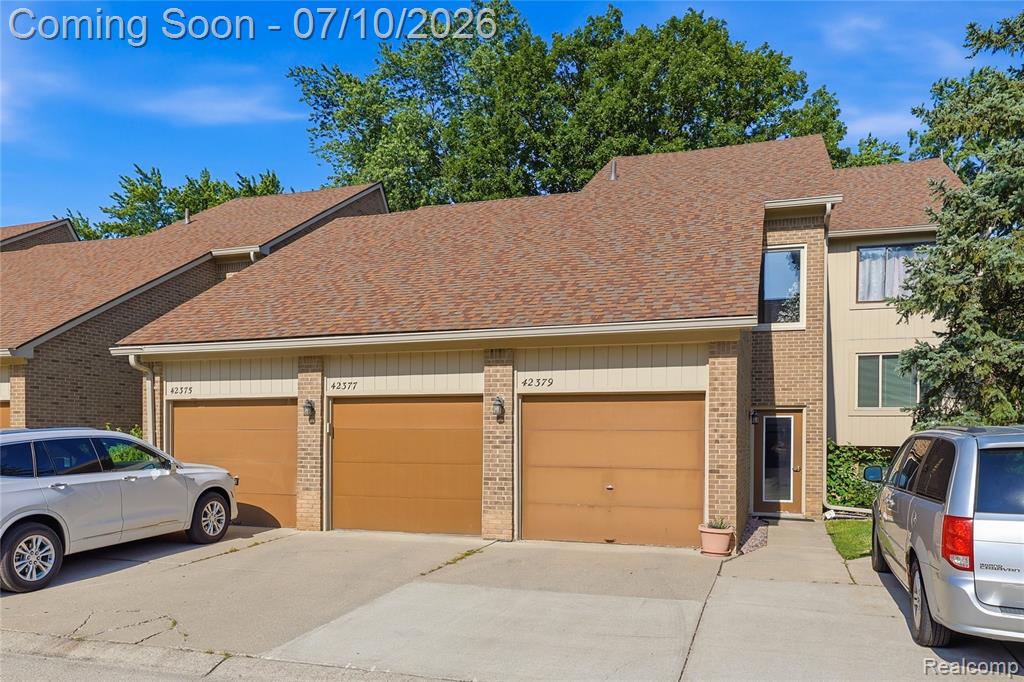42377 Lochmoor Street, Clinton Twp, MI 48038 — front exterior