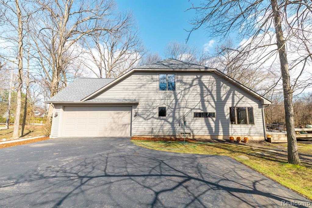 8555 Island Boulevard, Grosse Ile, MI 48138 — Photo 38