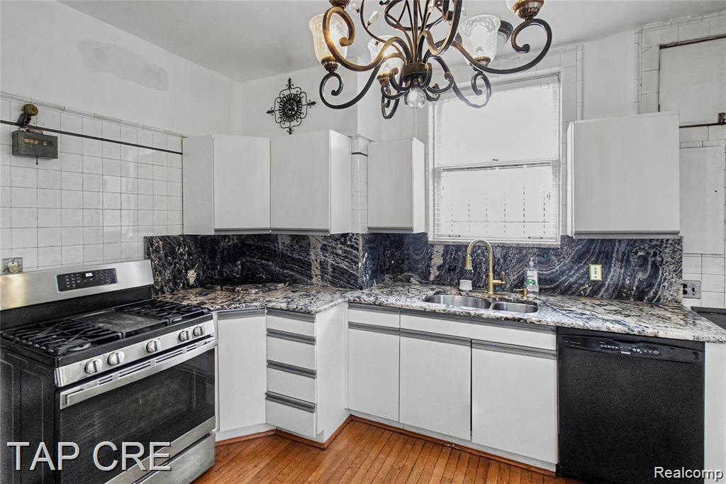 244 Arden Park Boulevard Boulevard, Detroit, MI 48202 — Photo 14