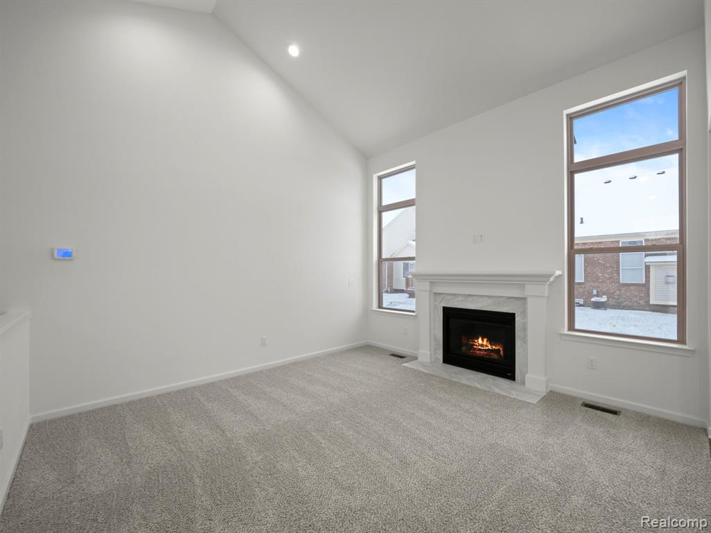 45843 Beaufort Drive, Macomb, MI 48044 — Photo 4