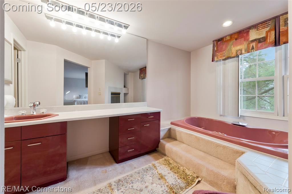 7632 Danbury Circle Circle, West Bloomfield, MI — Photo 18