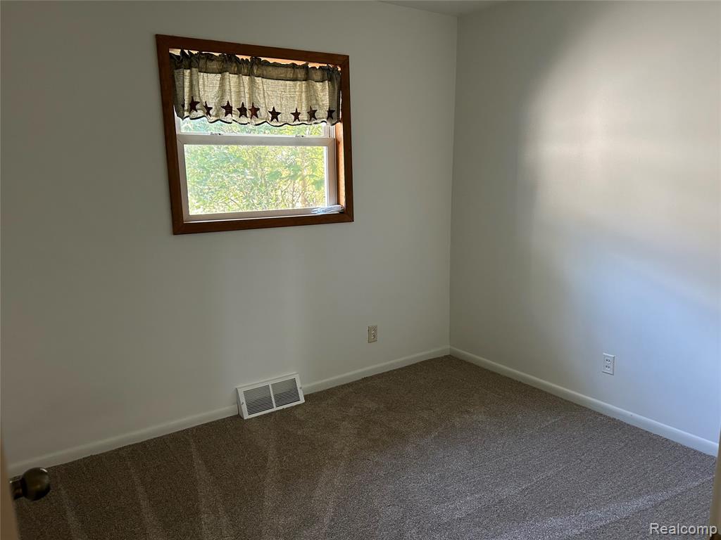 5060 Armstrong Avenue, Fairgrove, MI 48733 — Photo 10