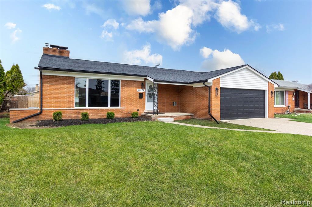 19259 Rockport Street, Roseville, MI 48066 — Photo 2
