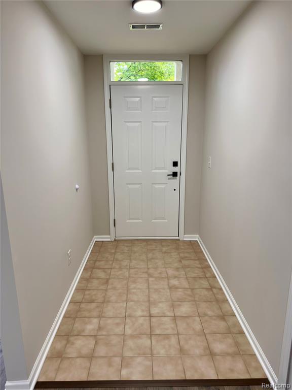 5484 Pine Aires Drive, Sterling Heights, MI 48314 — Photo 3