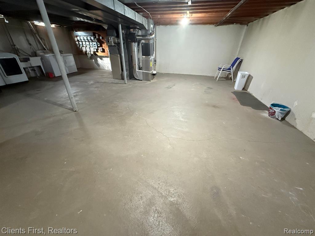 4859 MANSFIELD Avenue, Royal Oak, MI 48073 — Photo 11