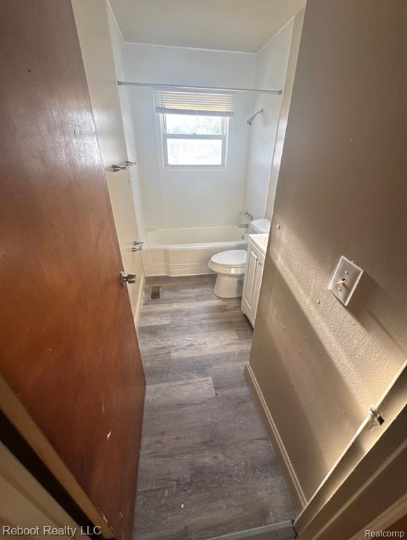 611 S 24th Street, Saginaw, MI 48601 — Photo 2