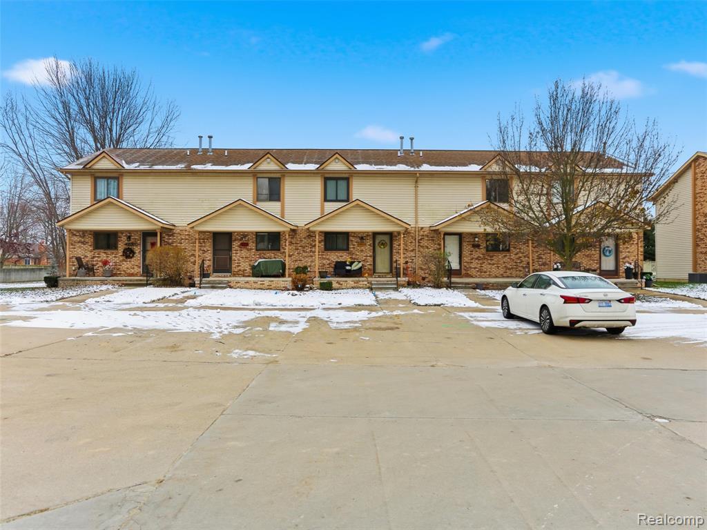 25927 New Forest Court, New Baltimore, MI — Photo 28