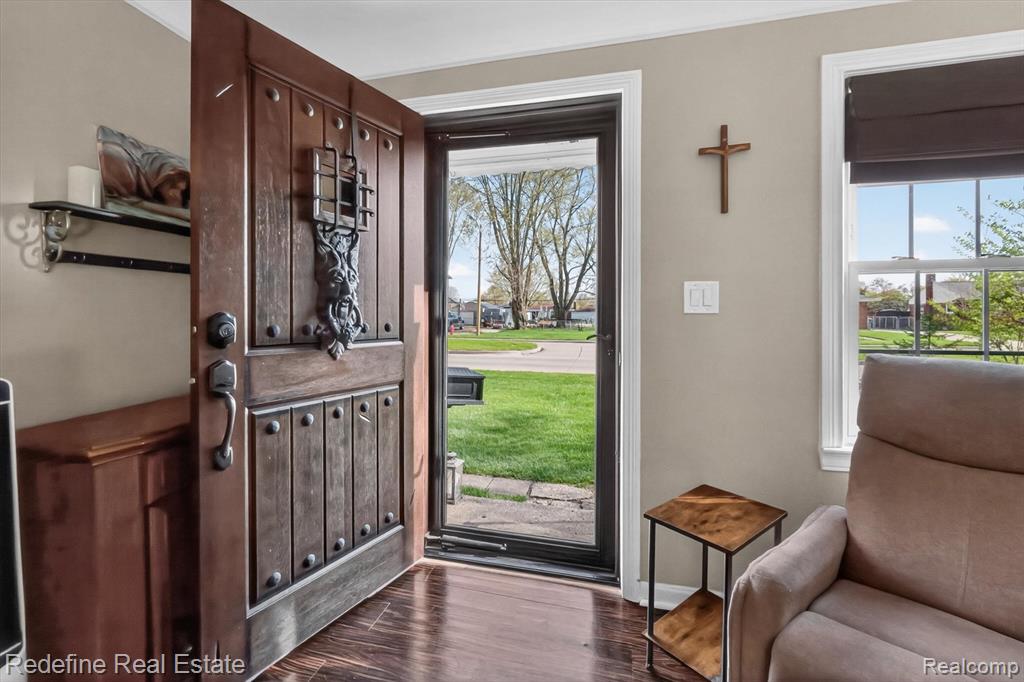33124 Marquette Street, Garden City, MI — Photo 6