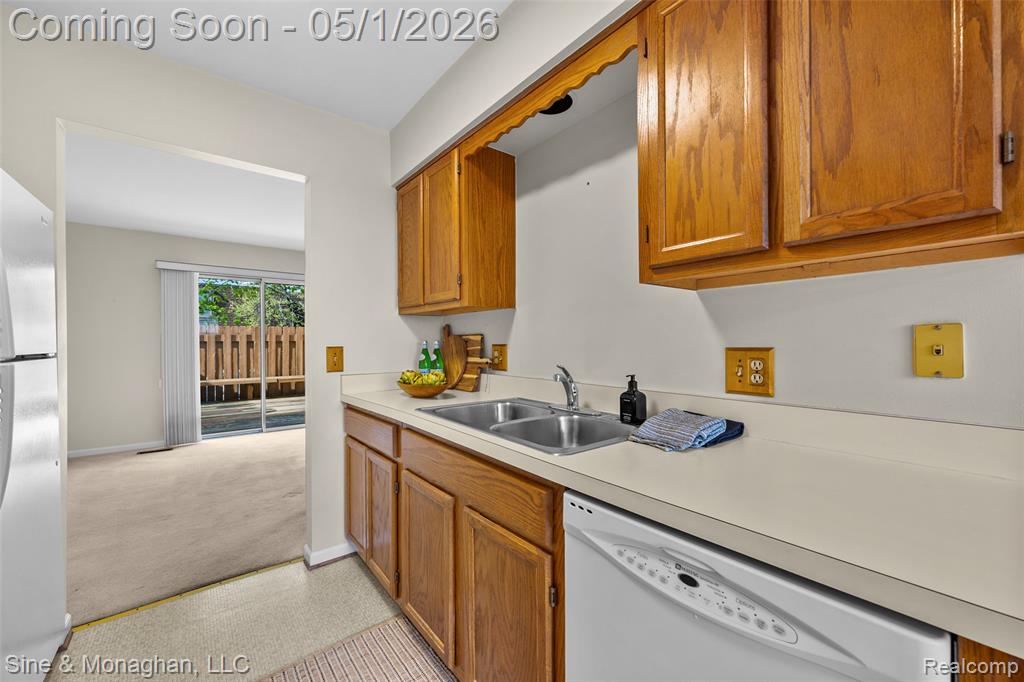 4991 Crooks Road, Royal Oak, MI 48073 — Photo 7