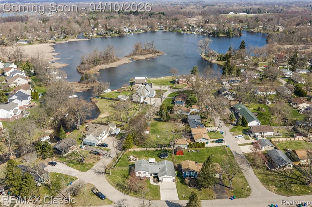 484 W Beechdale Street, Commerce Twp, MI 48382 — Photo 28