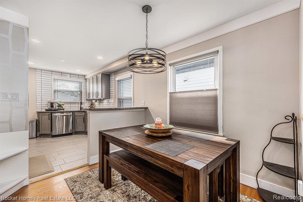 632 N VERMONT Avenue, Royal Oak, MI 48067 — Photo 7
