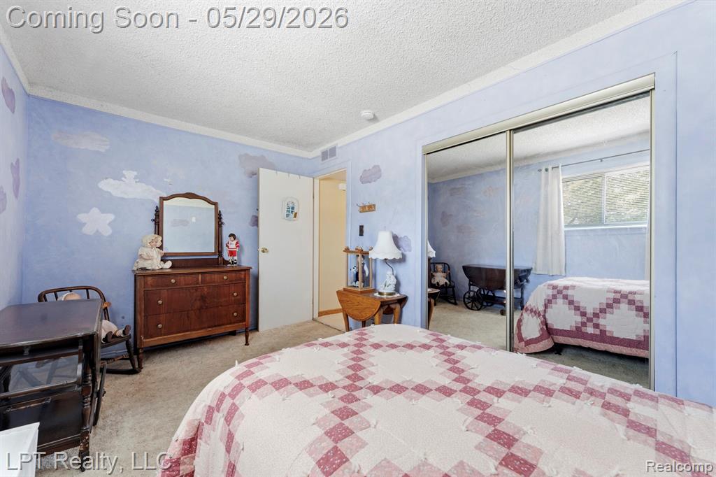 8032 Clippert Street, Taylor, MI 48180 — Photo 15