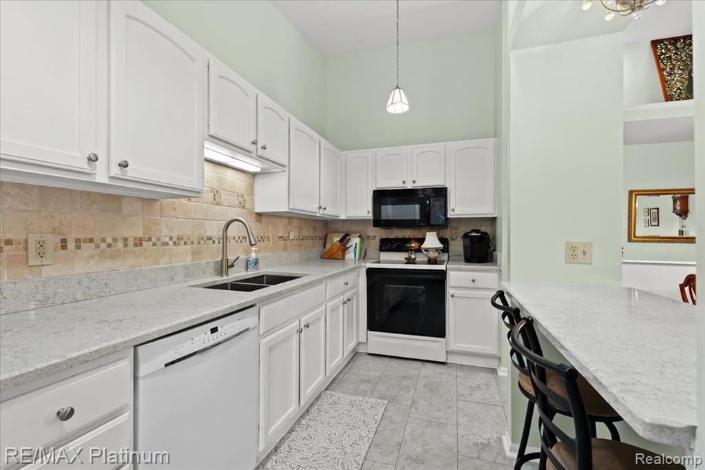 62180 Arlington Circle, 5, South Lyon, MI 48178 — Photo 15