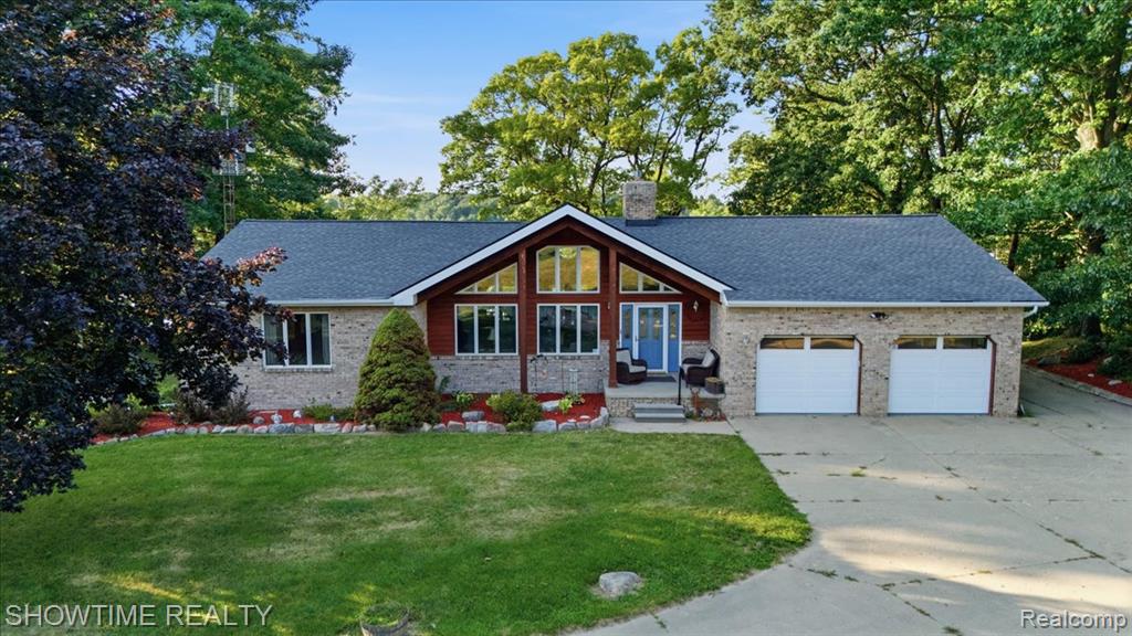 4200 Pierce Road, Lapeer, MI 48446