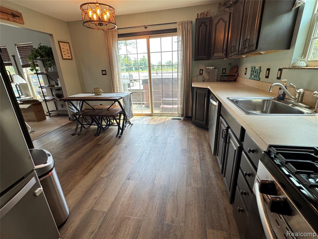 577 Norvell Beach Drive, Brooklyn, MI 49230 — Photo 12