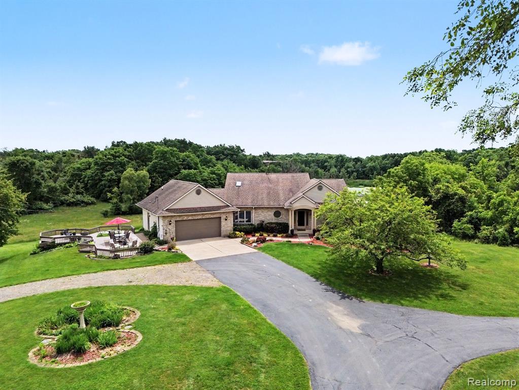 18501 Taylor Lake Road, Holly, MI 48442 — Photo 4